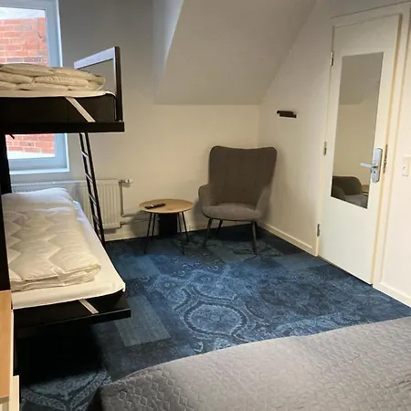 Signinn Хостел Варде