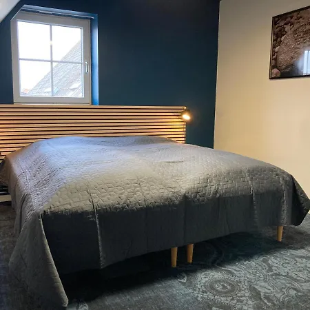 Signinn Хостел Варде